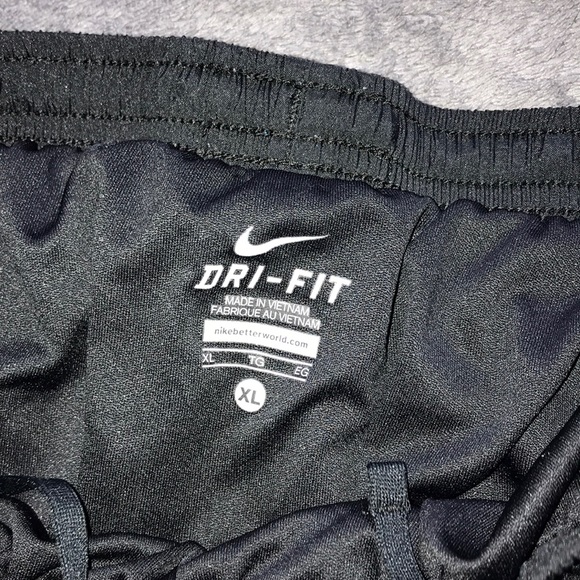 Black Nike Running Shorts - KIDS - Picture 3 of 3